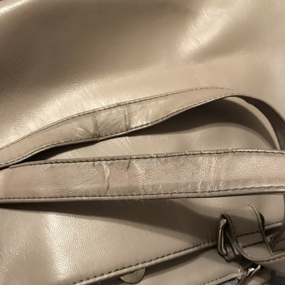 Large Nine West tote - Picture 6 of 6